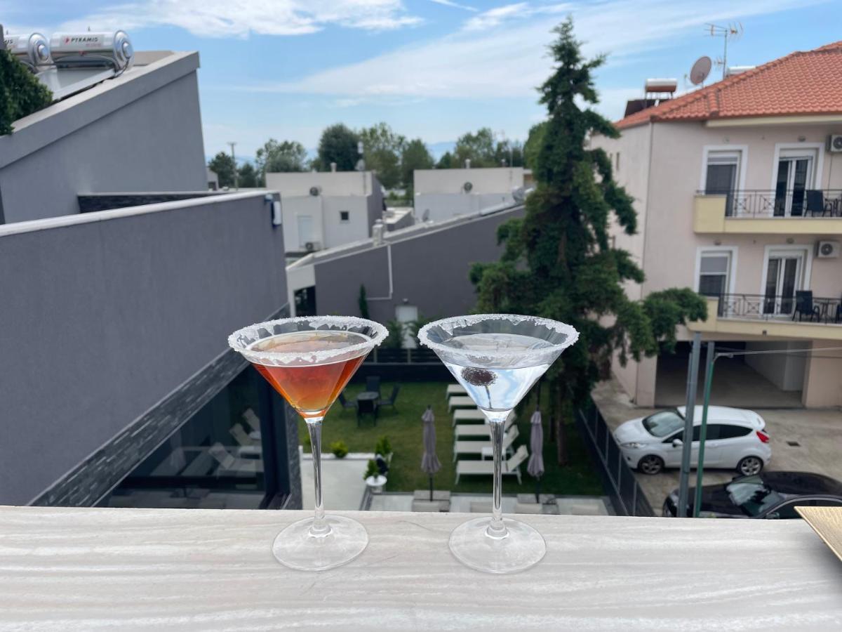 Luxsuites Ofrinion Bagian luar foto