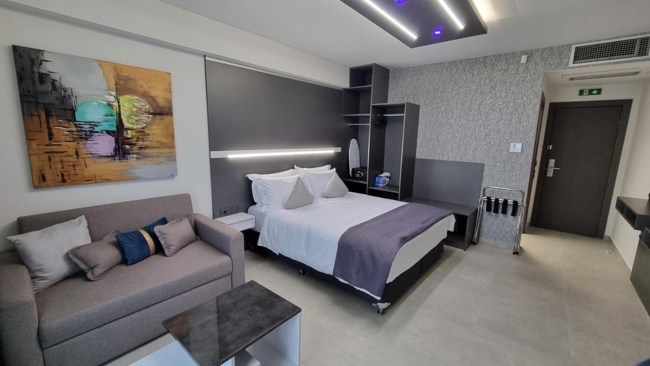Luxsuites Ofrinion Bagian luar foto