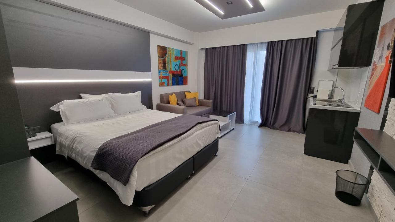 Luxsuites Ofrinion Bagian luar foto