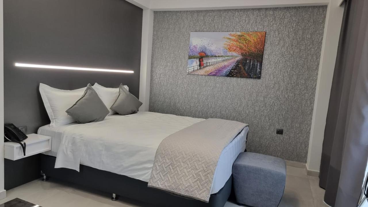 Luxsuites Ofrinion Bagian luar foto