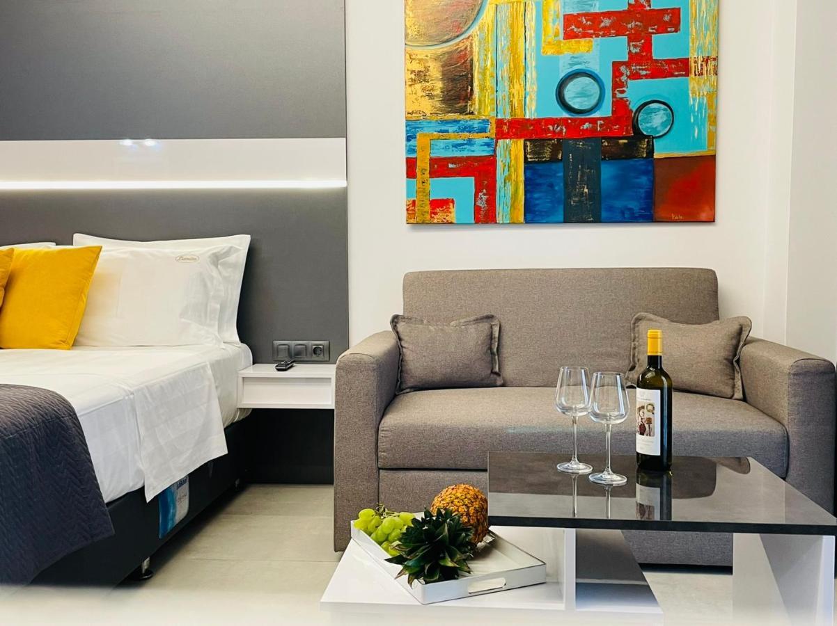 Luxsuites Ofrinion Bagian luar foto